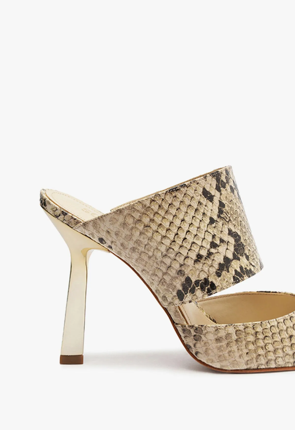 Ciara Pump