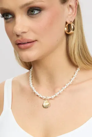 Gold Shell Pendent Beads Necklace