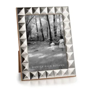 Pyramid Frame